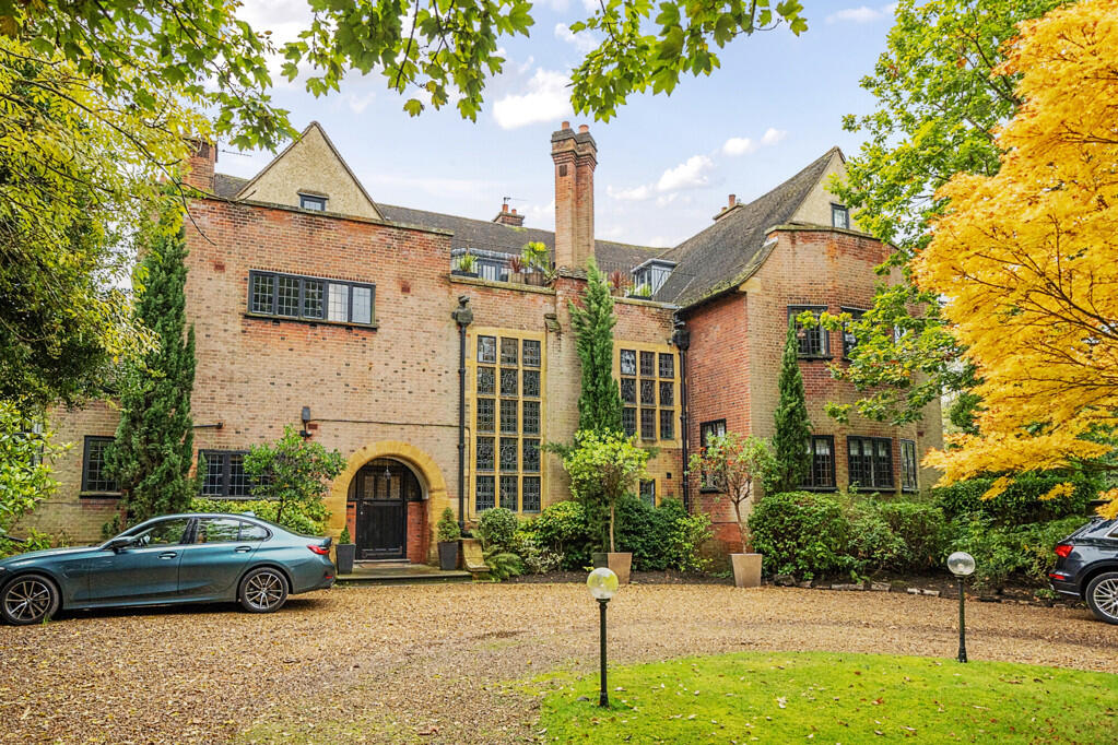 Main image of property: Mavelstone Road, Bickley, Kent