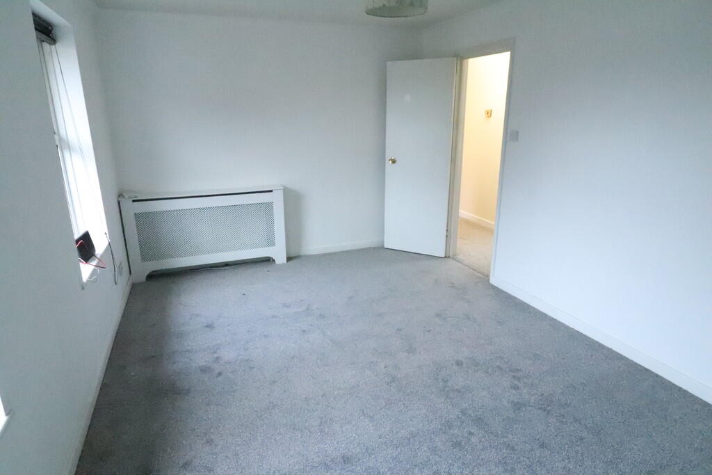 Apartment in Chelmsford - View 5