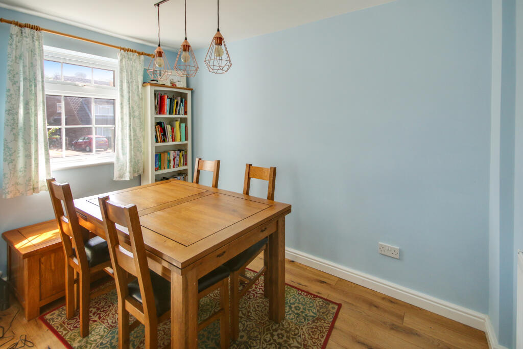 House in Mid Sussex, Worth - View 4