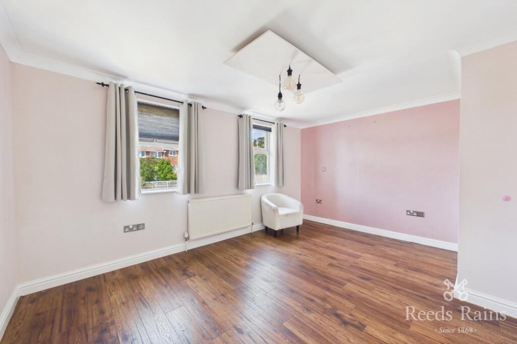 House in Wakefield - View 4