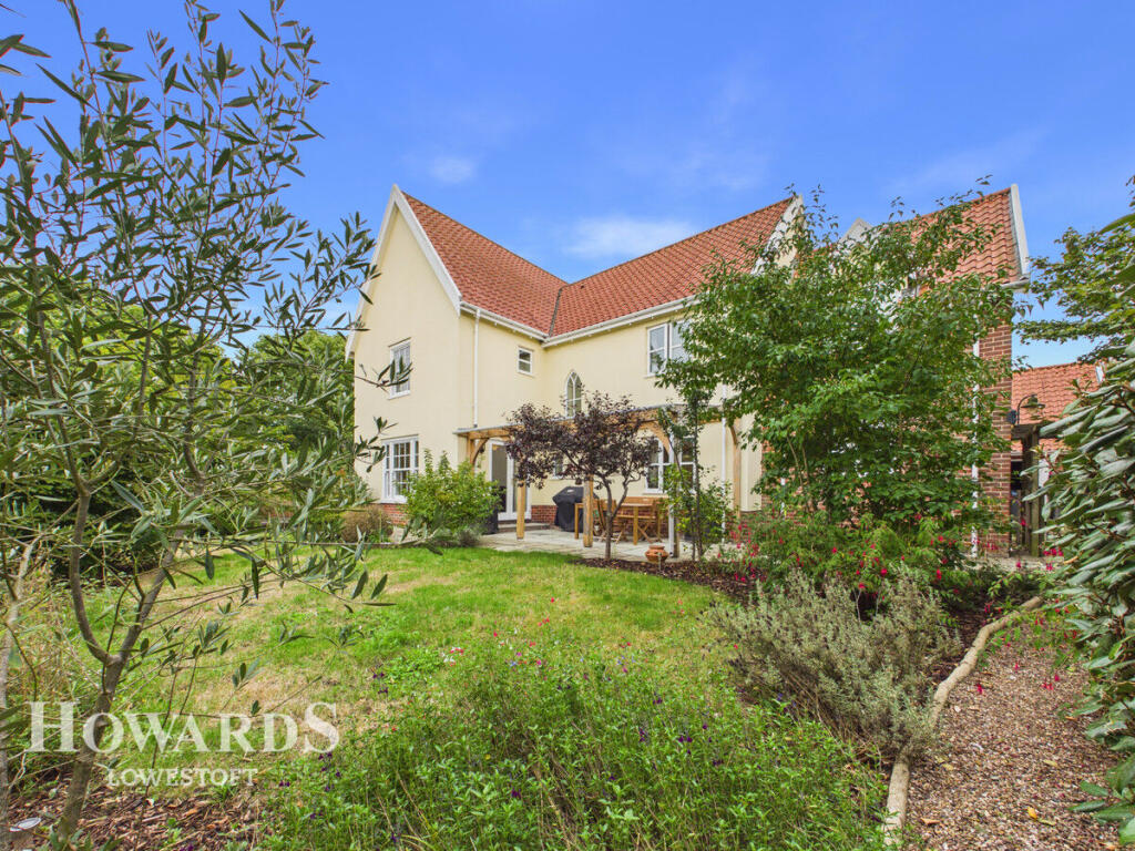 House in East Suffolk, Wenhaston with Mells Hamlet - View 2