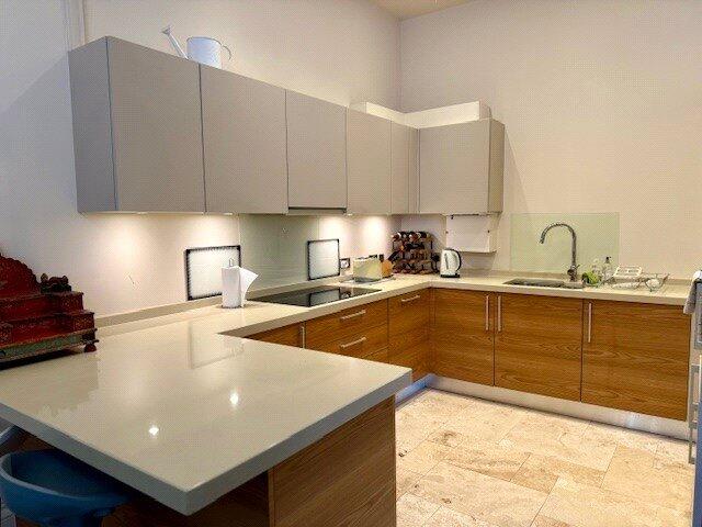 Apartment in Dorset, Burton and Winkton - View 4