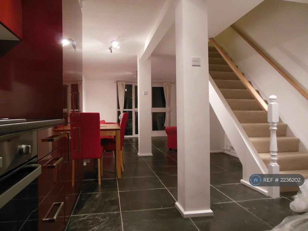 Main image of property: Sunbury Lane, London, SW11