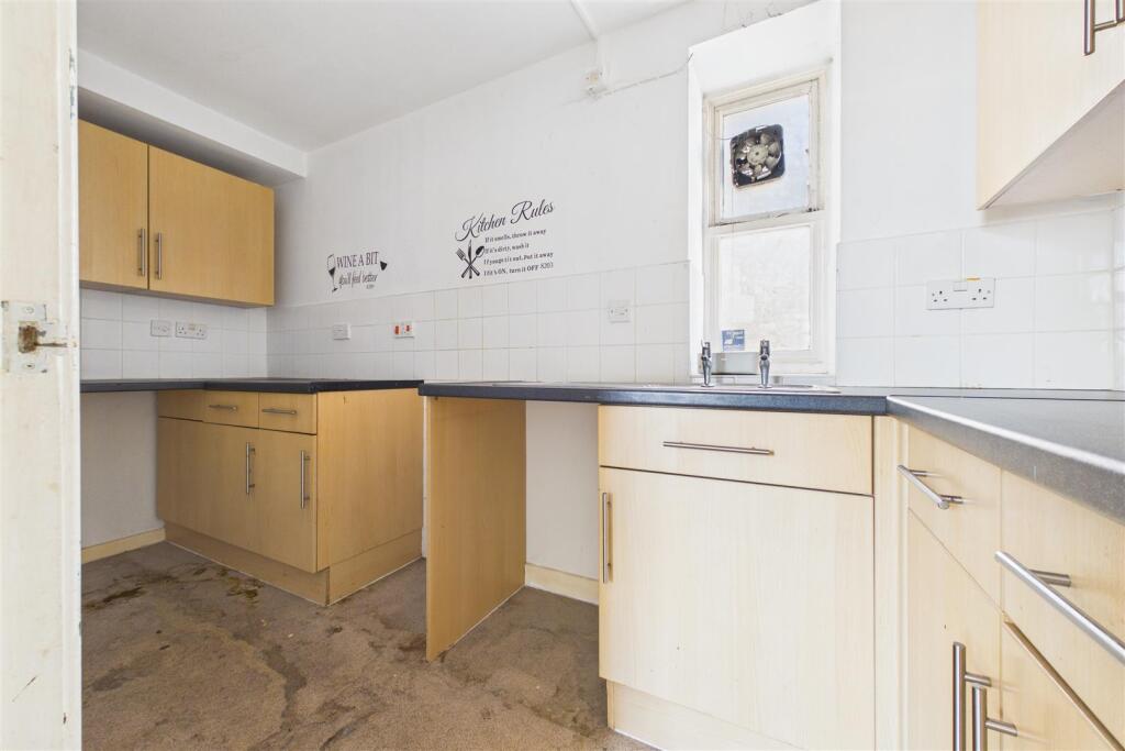 Additional image 10 of Flat | Basic Updating | BA1