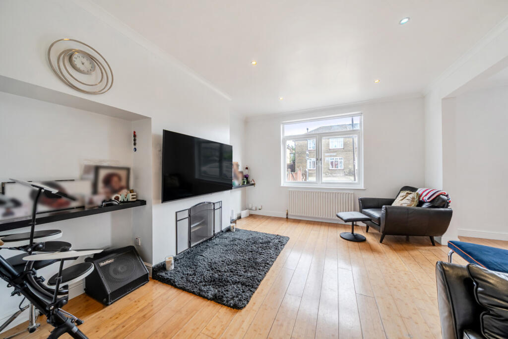 Main image of property: Mayerne Road, London