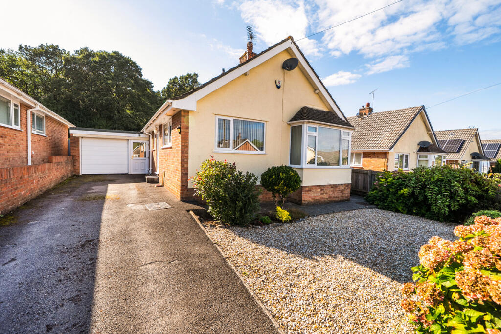 Main image of property: Cliff Road, Weston-super-mare, BS22