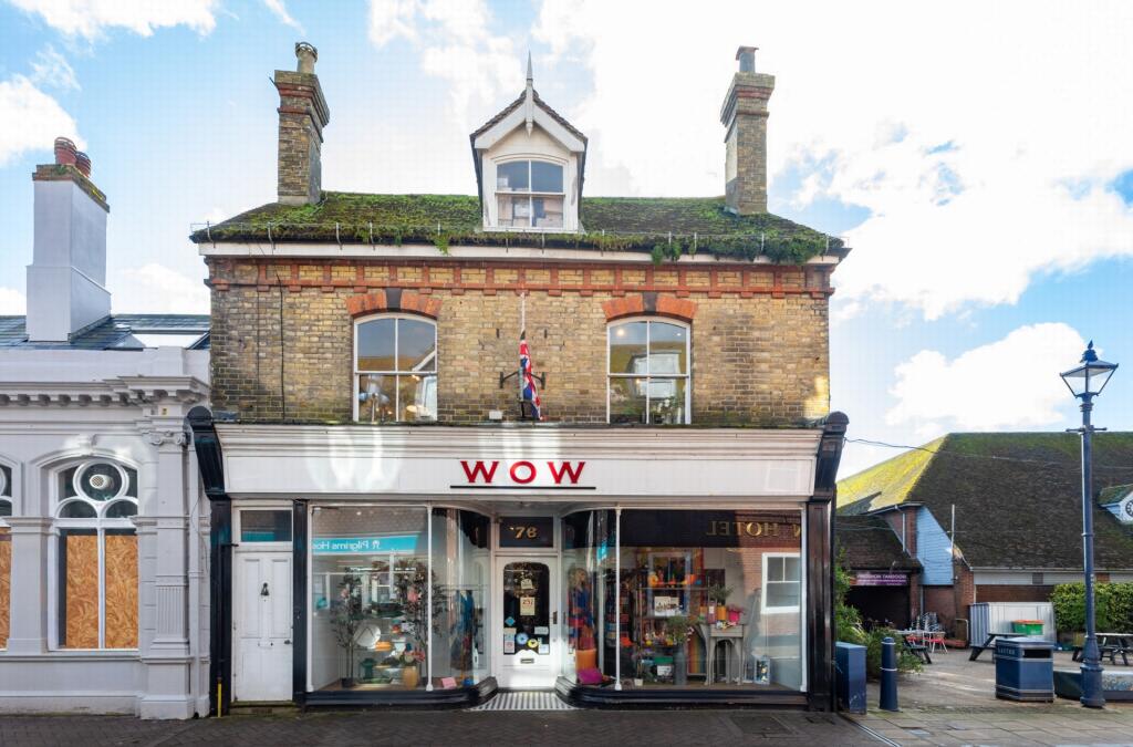 Main image of property: High Street, Hythe, CT21