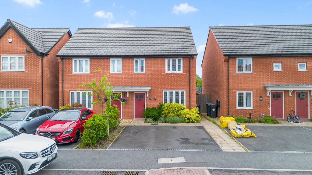 Main image of property: Witton Lake, Great Sankey, WA5
