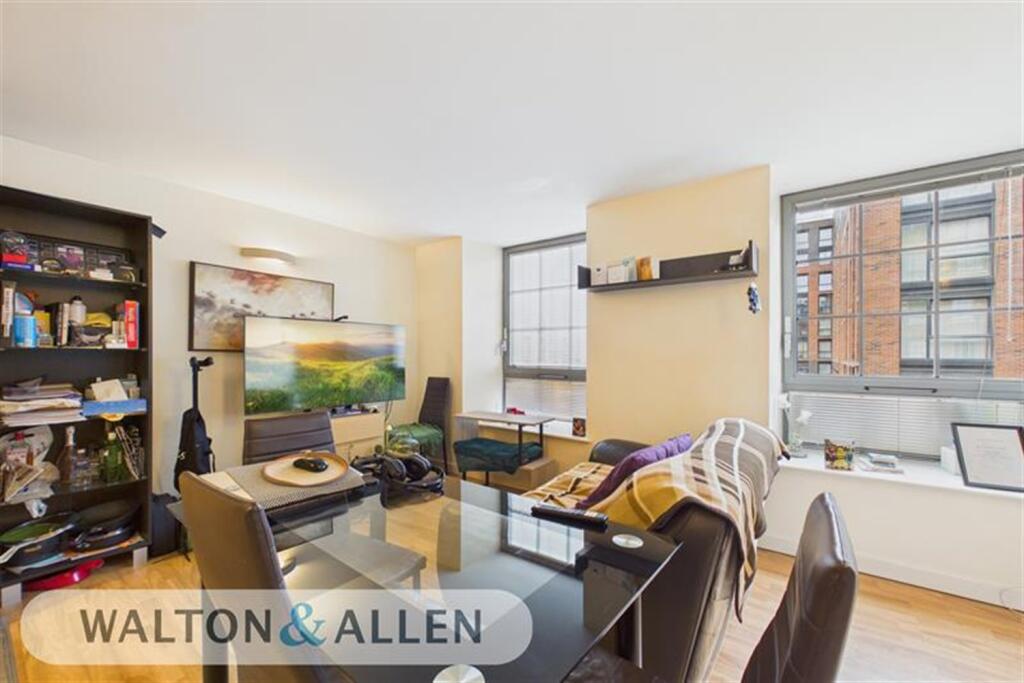 Main image of property: The Hicking Building, Queens Road