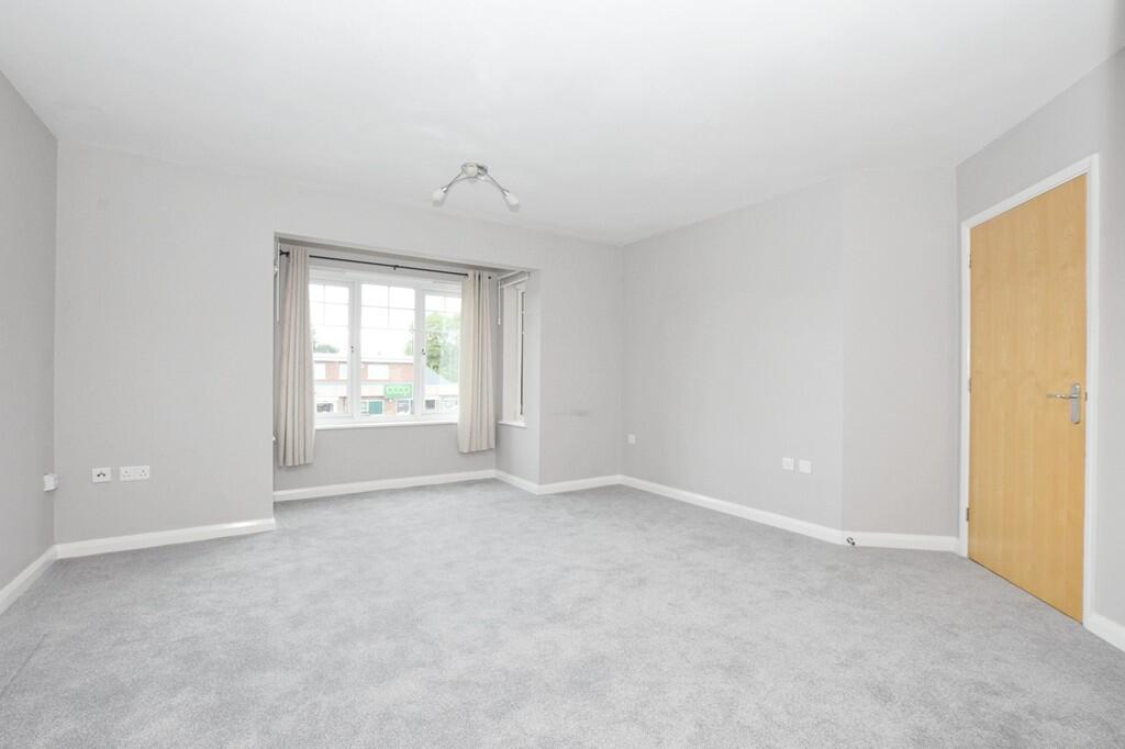 Skelton Court, Overslade Lane, Rugby photo 3