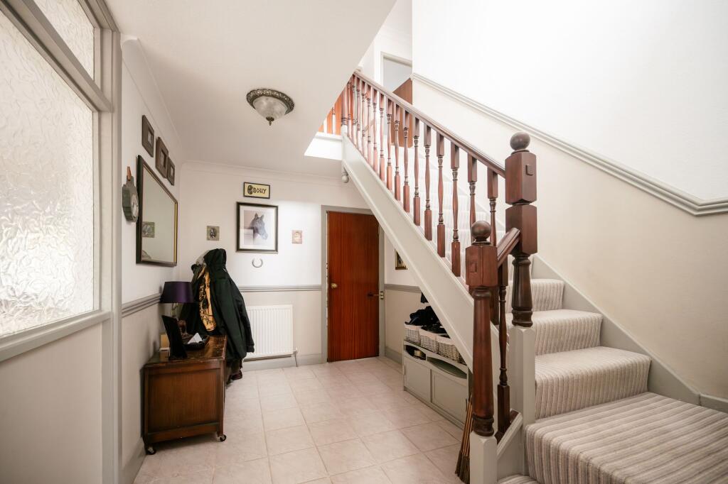 House in West Lancashire, Aughton Park, Ormskirk - View 5