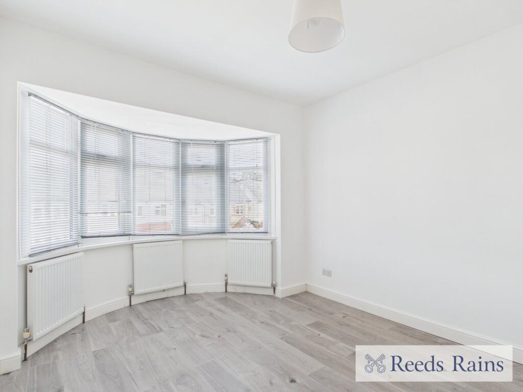 House in Romford - View 3