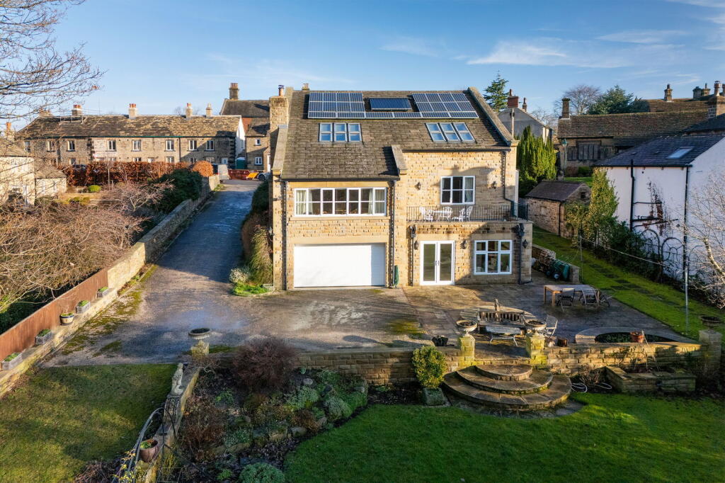 Main image of property: SWALLOWFIELD HILLTOP CAWTHORNE