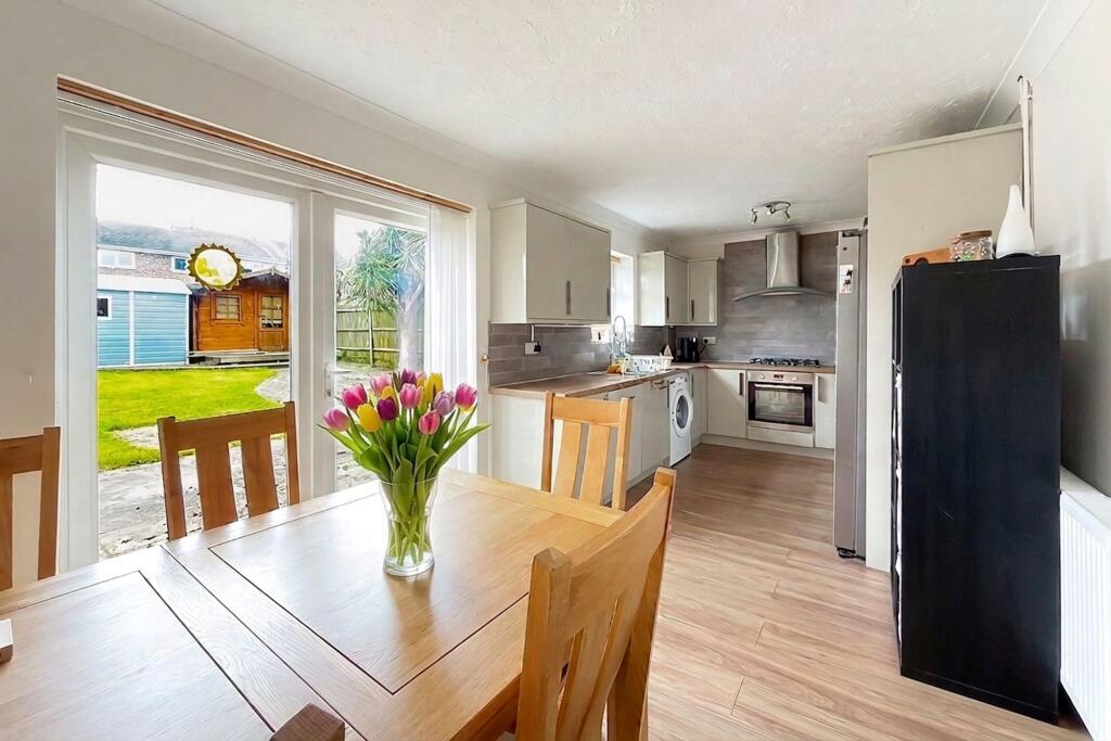 Shardeloes Road, Angmering, BN16 photo 3