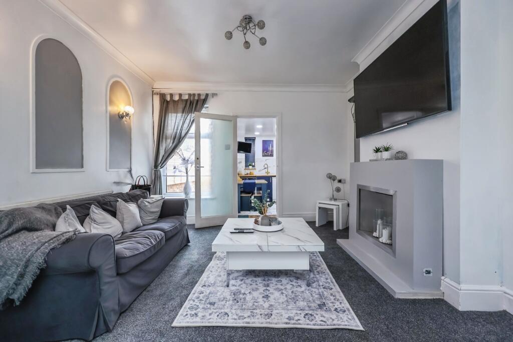 House in Nottingham, Highbury Vale - View 2