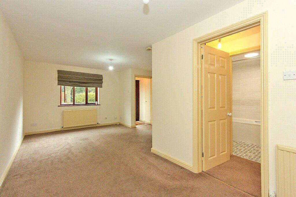 Apartment in Rochester - View 3