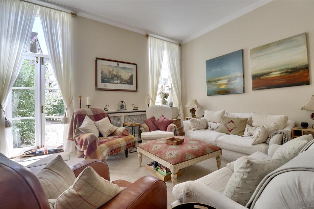 2-bed flat on Clocktower Drive, Southsea, PO4 9YD, £350,000