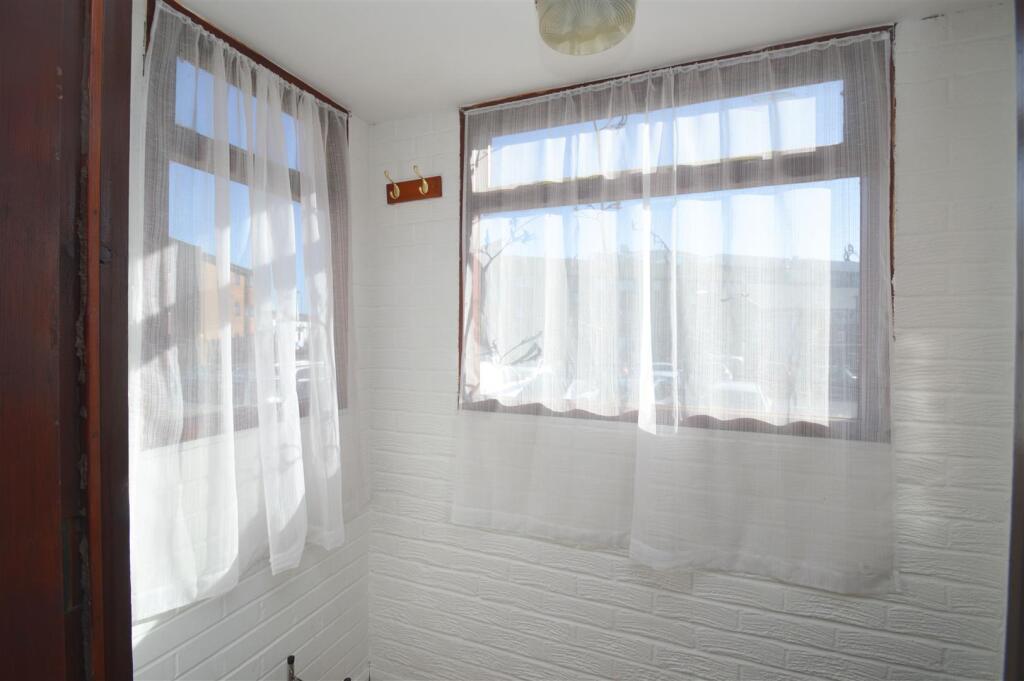 House in Cowes, Isle of Wight - View 5