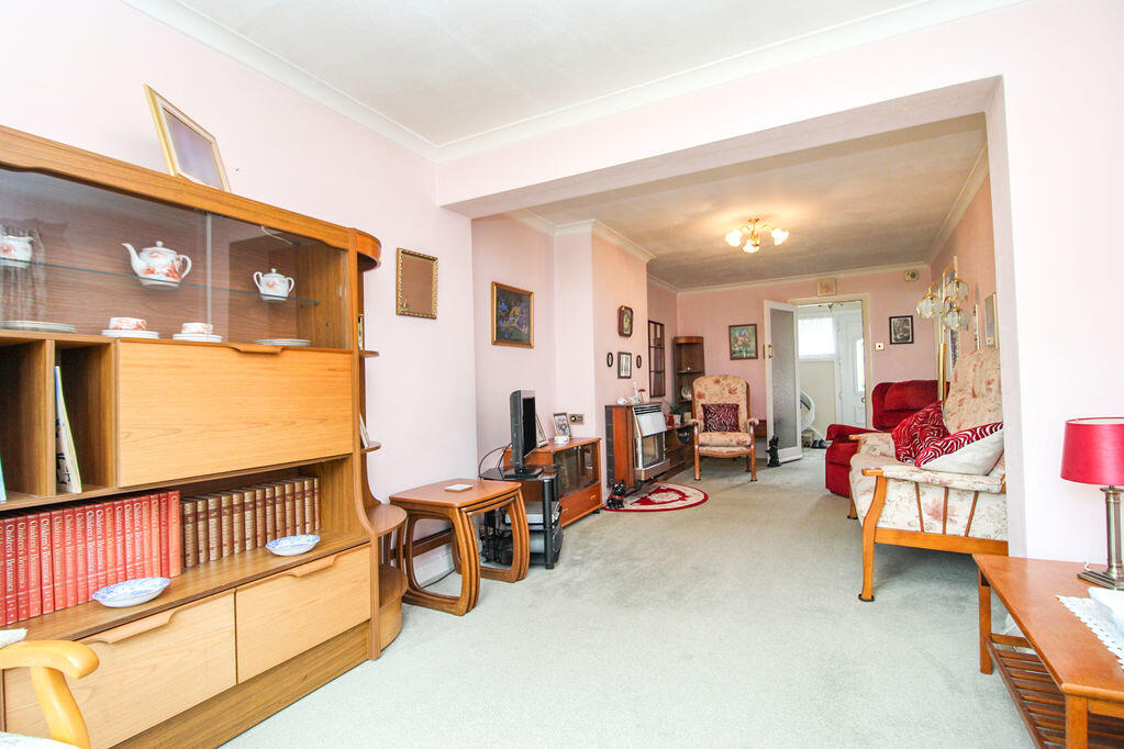 House in Milton Keynes, Bedford - View 4