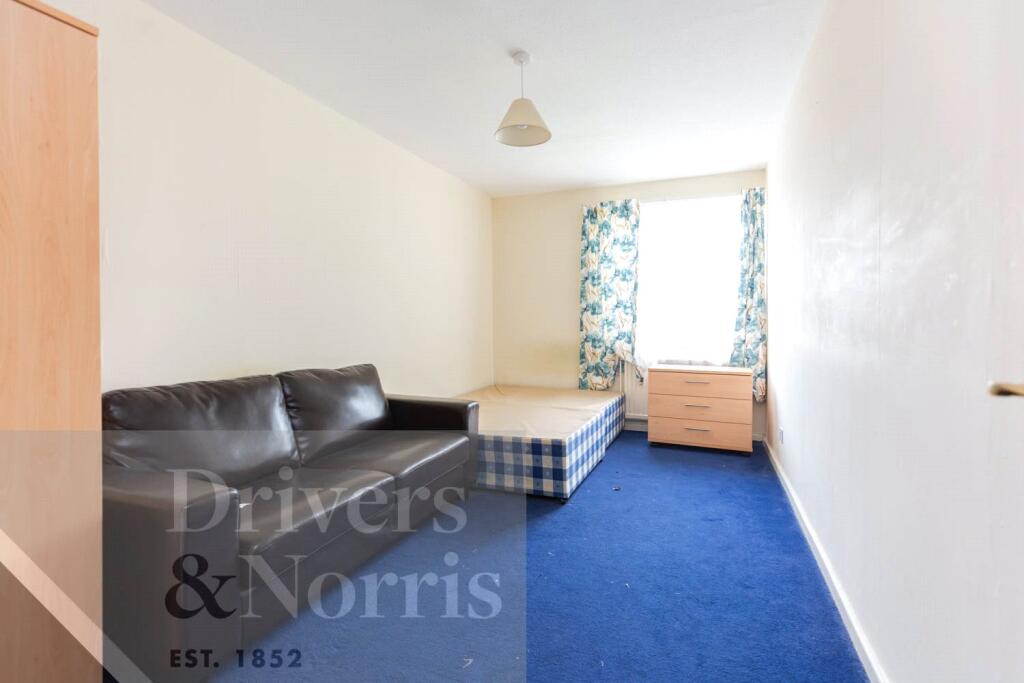 Apartment in London - View 3