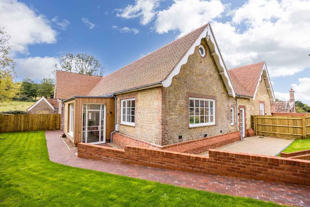 Main image of property: Mews Cottages
Easebourne
GU29 0FL