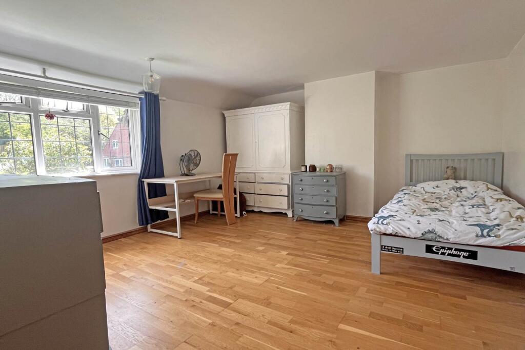 Downsview Close, East Dean, BN20 0DT - More