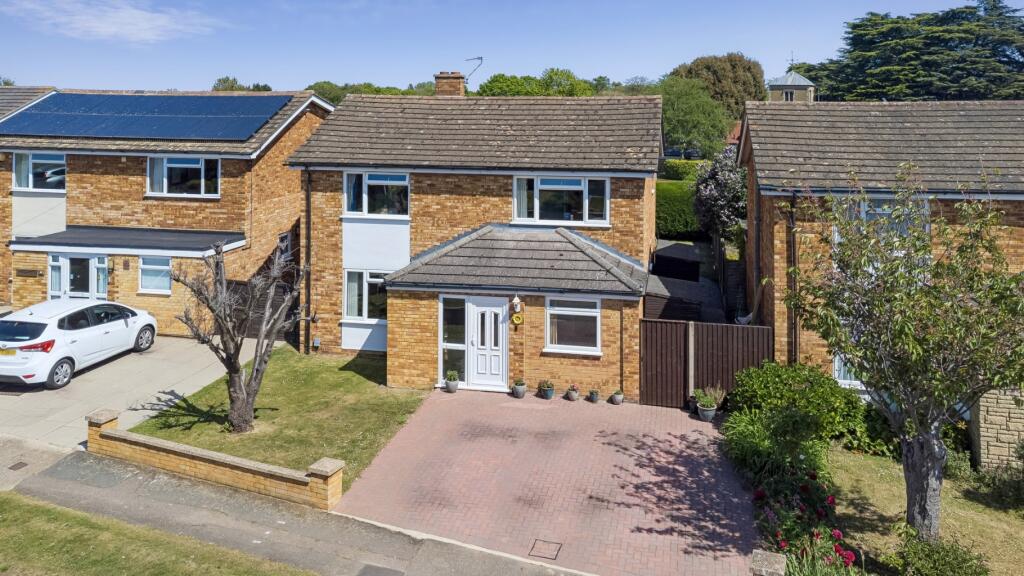 Main image of property: Walnut Way, Ickleford, Hitchin, Hertfordshire, SG5