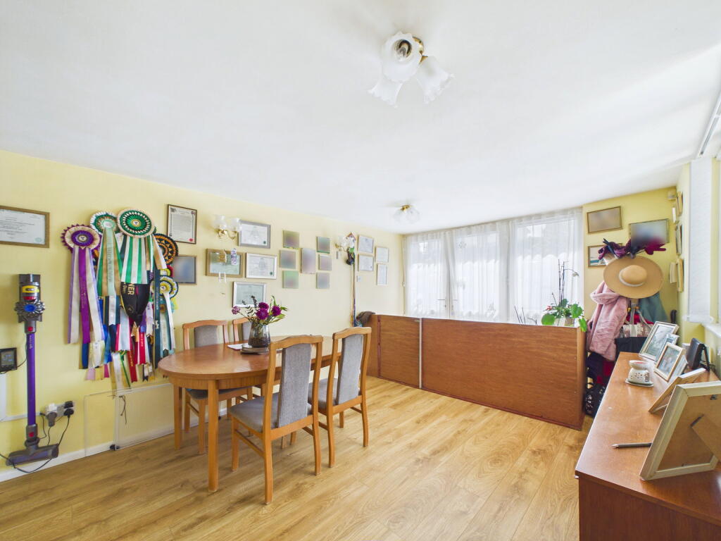 Queensway, Shiphay, Torquay – pohled 5