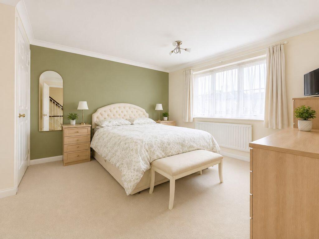 House in Fareham, Hampshire - View 5