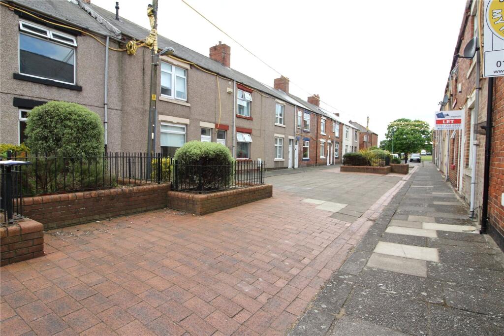 House in Darlington - More