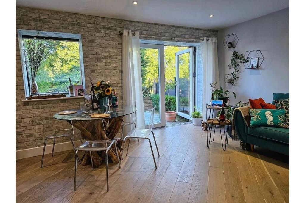 Main image of property: Court Lane, Epsom, KT19