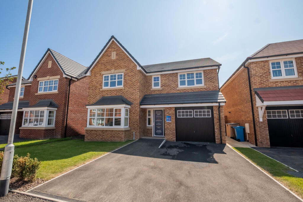 4-bed detached on Richmond Point, Lytham St Annes, FY8, £454,995