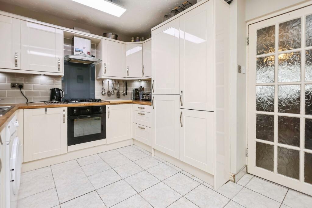 House in Birmingham, Shenley Fields - View 3