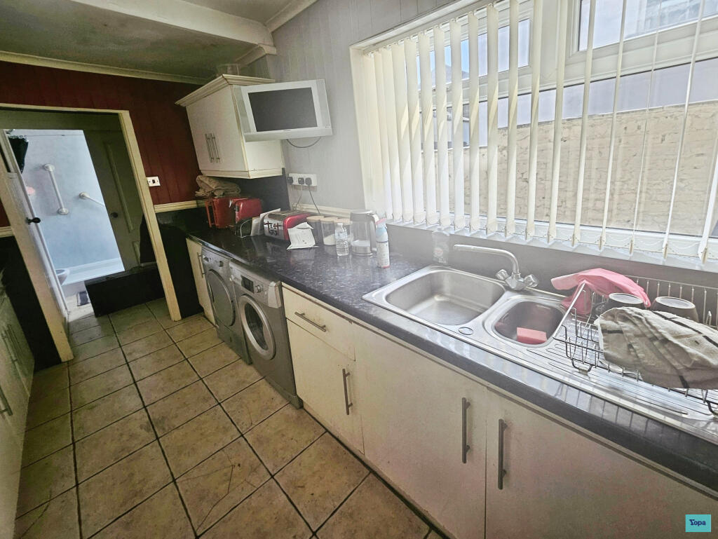 House in Sefton, Liverpool City Region - More