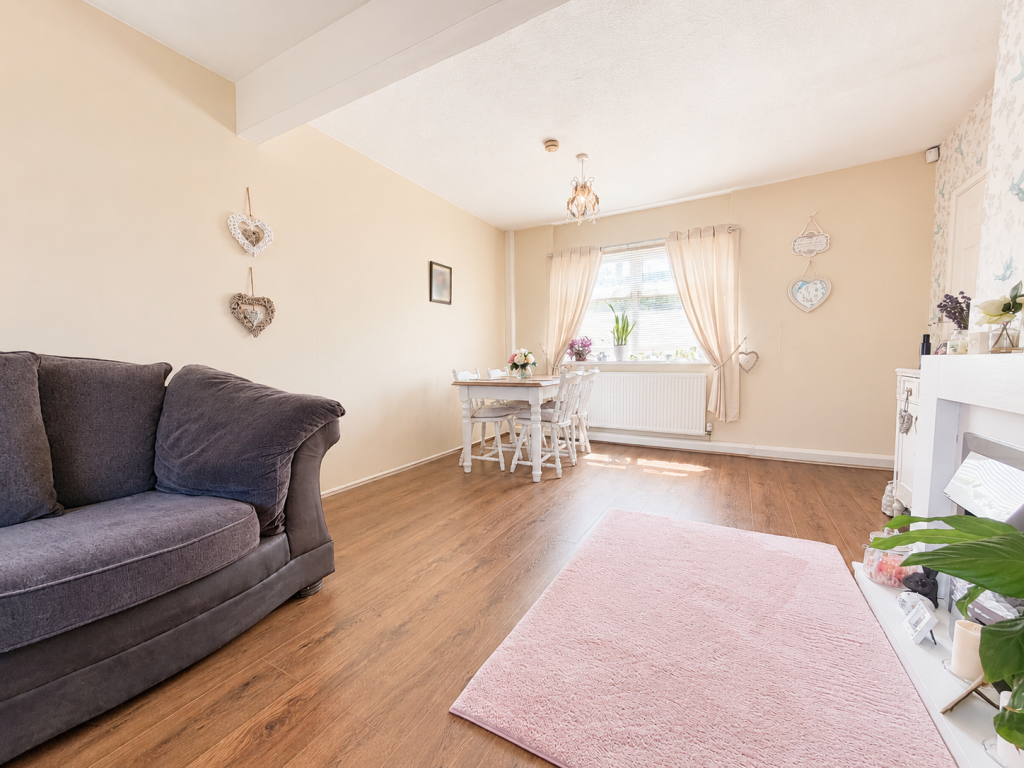 House in Bradford, Keighley - View 3