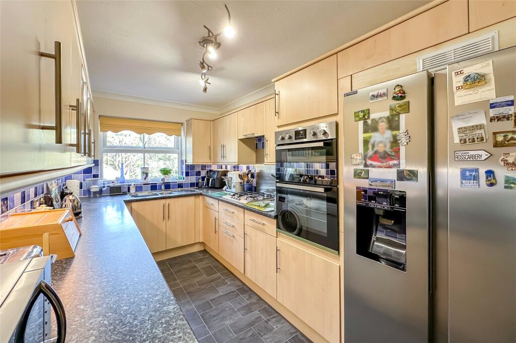 Brightview Close, Bricket Wood, St. Albans, Hertfordshire, AL2 photo 2