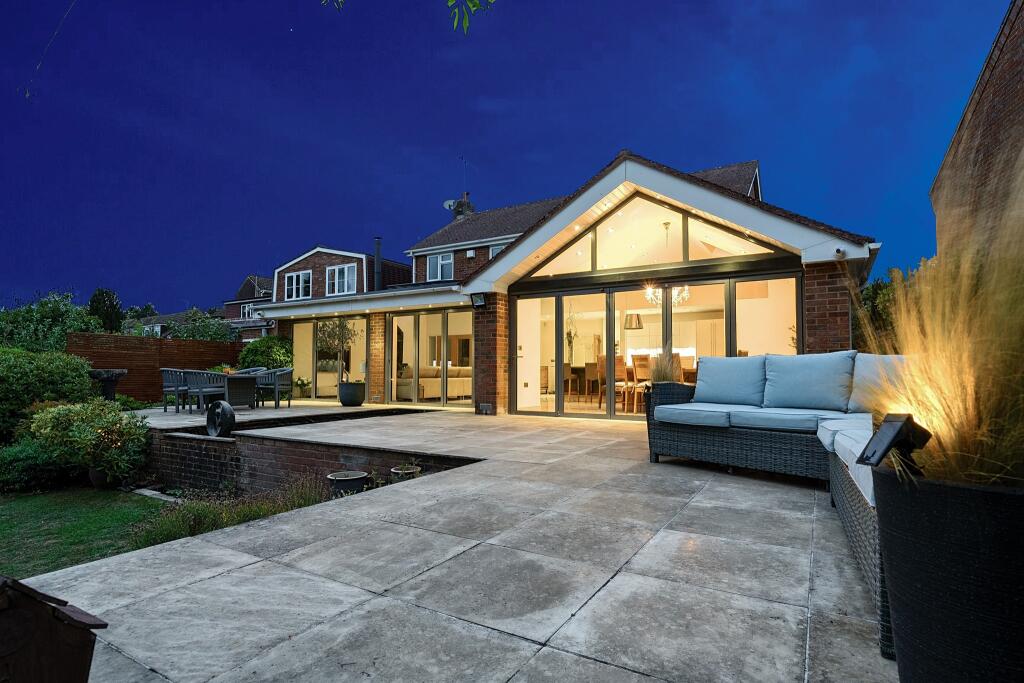 Additional image 27 of Mayflower Road, Park Street, St. Albans