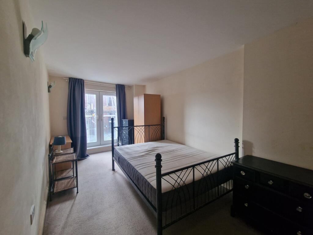 Apartment in Portsmouth, Southsea - View 6