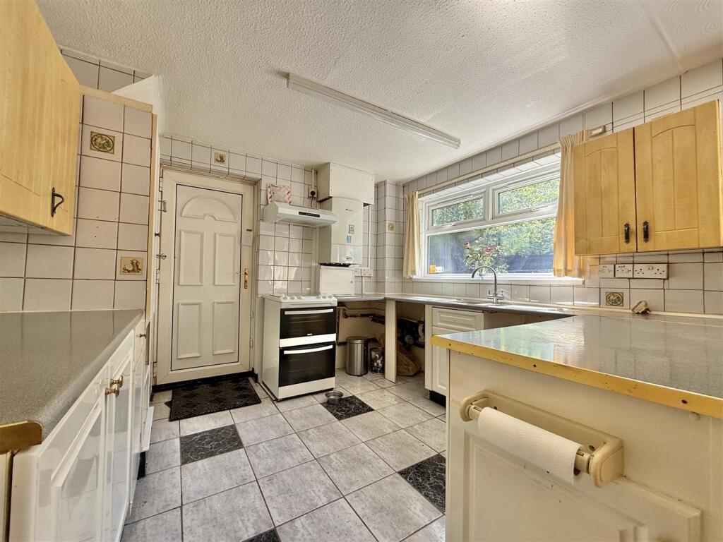 Milton Crescent, Leicester photo 4