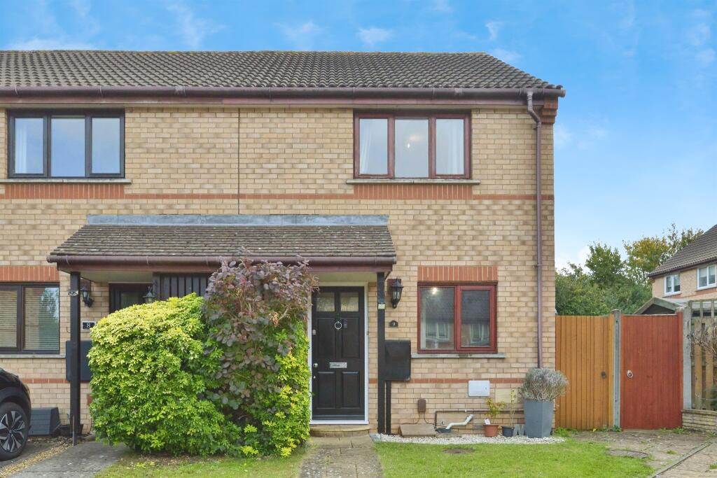 2-bed terraced on Cropton Rise, Emerson Valley, Milton Keynes, £280,000