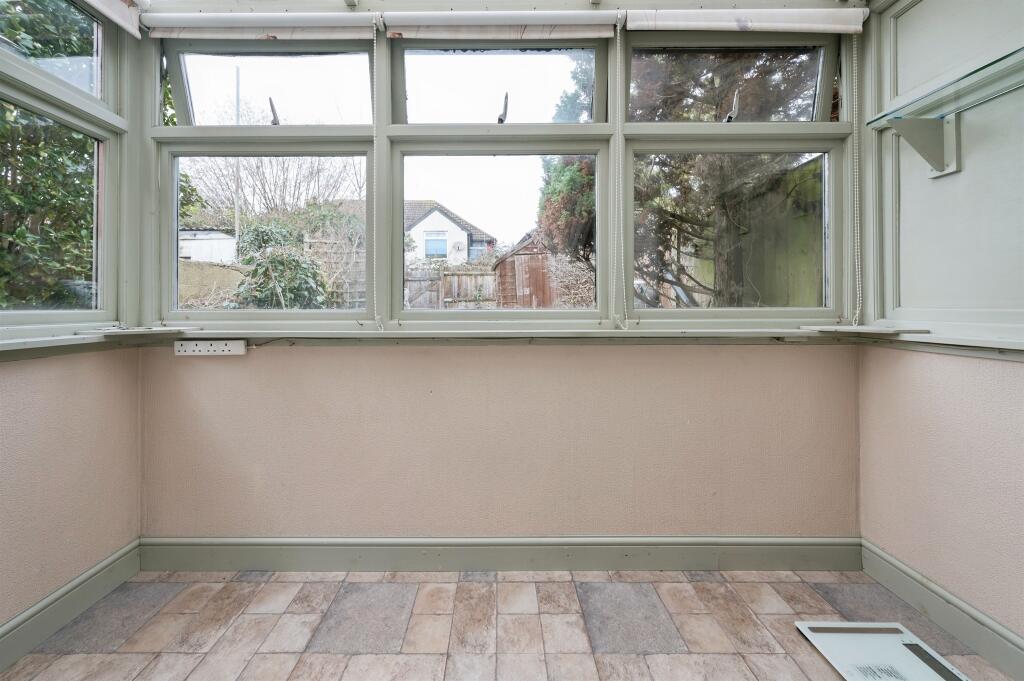 Apartment in Southampton - More