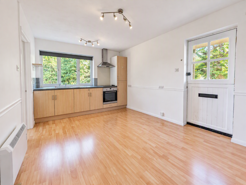 Apartment in Guildford - View 2