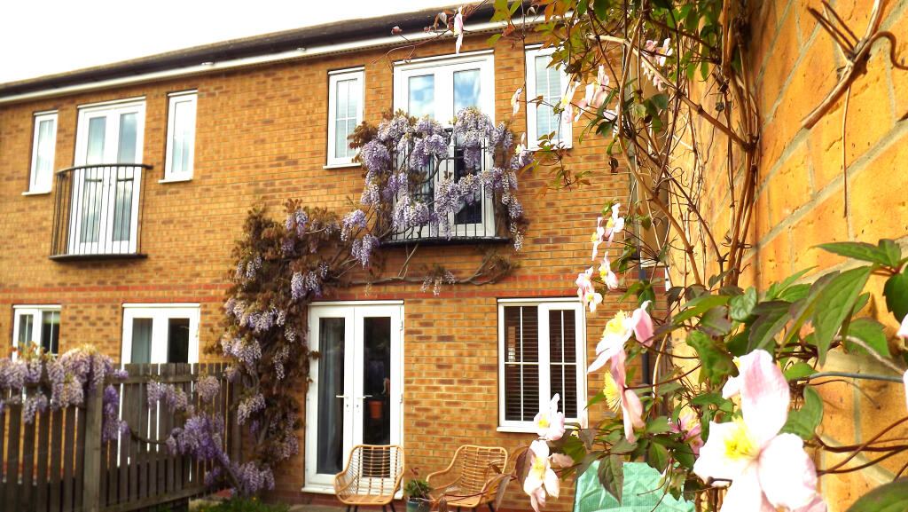 Main image of property: Kingsbury Court, Newcastle Upon Tyne, NE12