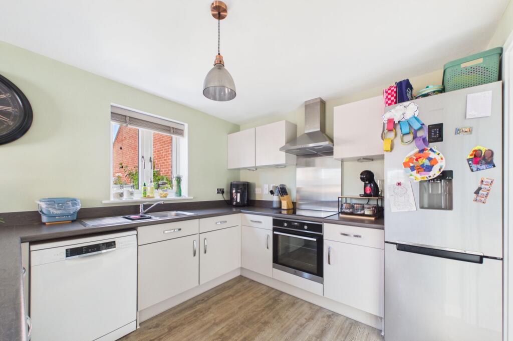 House in Towcester, West Northamptonshire - More