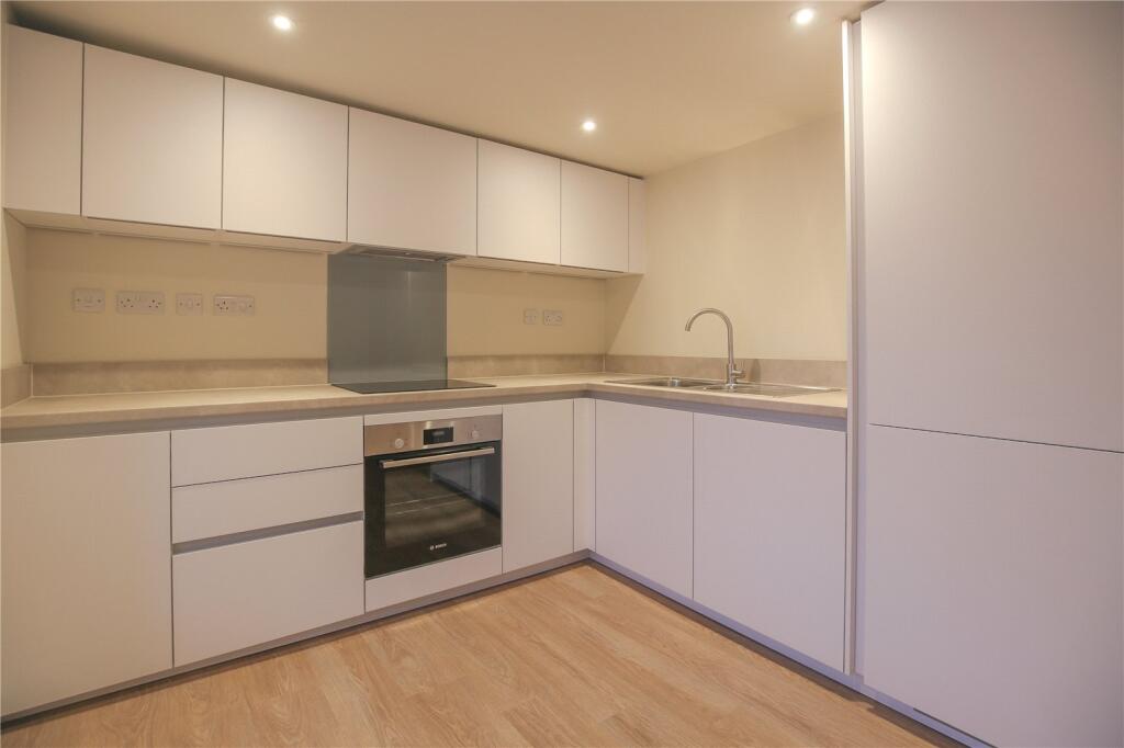 Apartment 9, Willow Tree Apartments, Yate, Bristol, Gloucestershire, BS37 photo 4
