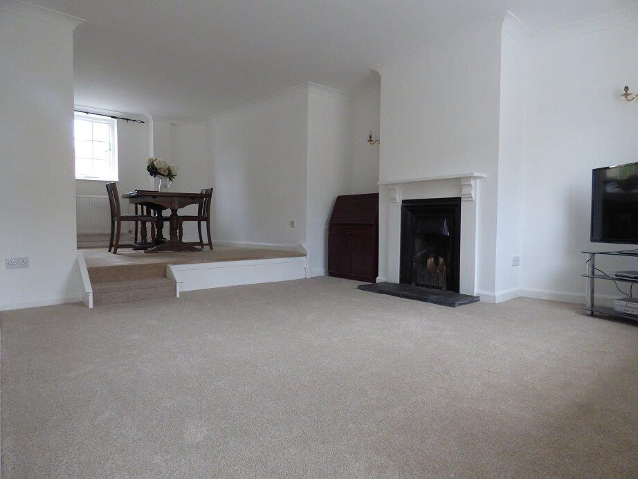 House in North Kesteven, Navenby - View 4