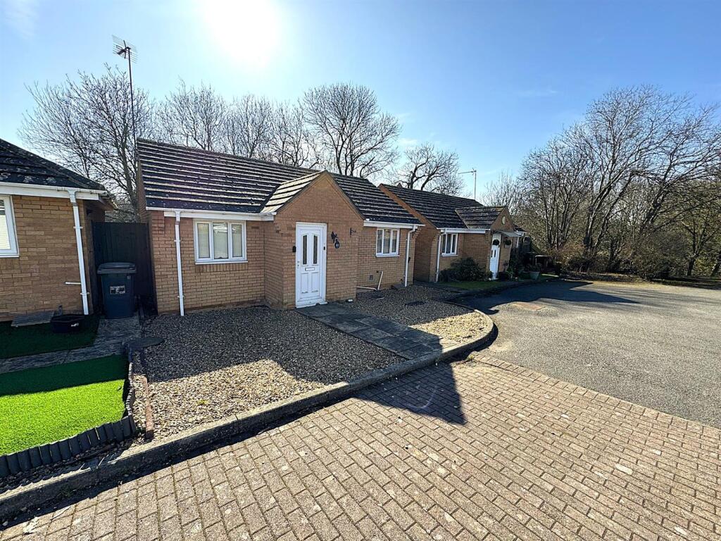 2-bed bungalow on Tunwell Lane, Corby, £215,000