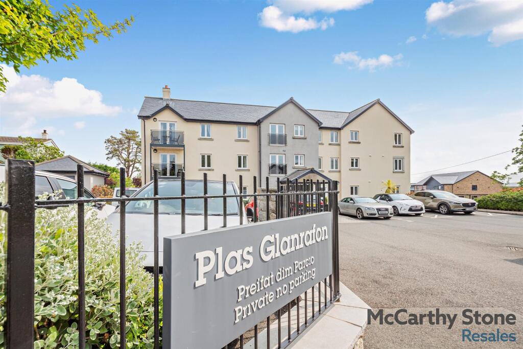 Main image of property: Bangor Road, Benllech, Tyn-y-Gongl, Anglesey, Gwynedd, LL74 8TF