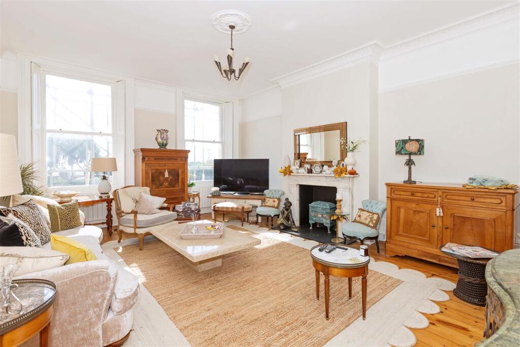 Heene Terrace, Worthing photo 3