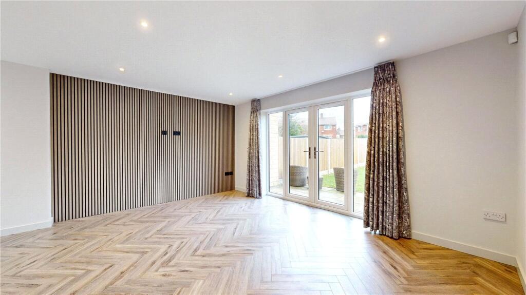 House in Rotherham, Brinsworth - View 4
